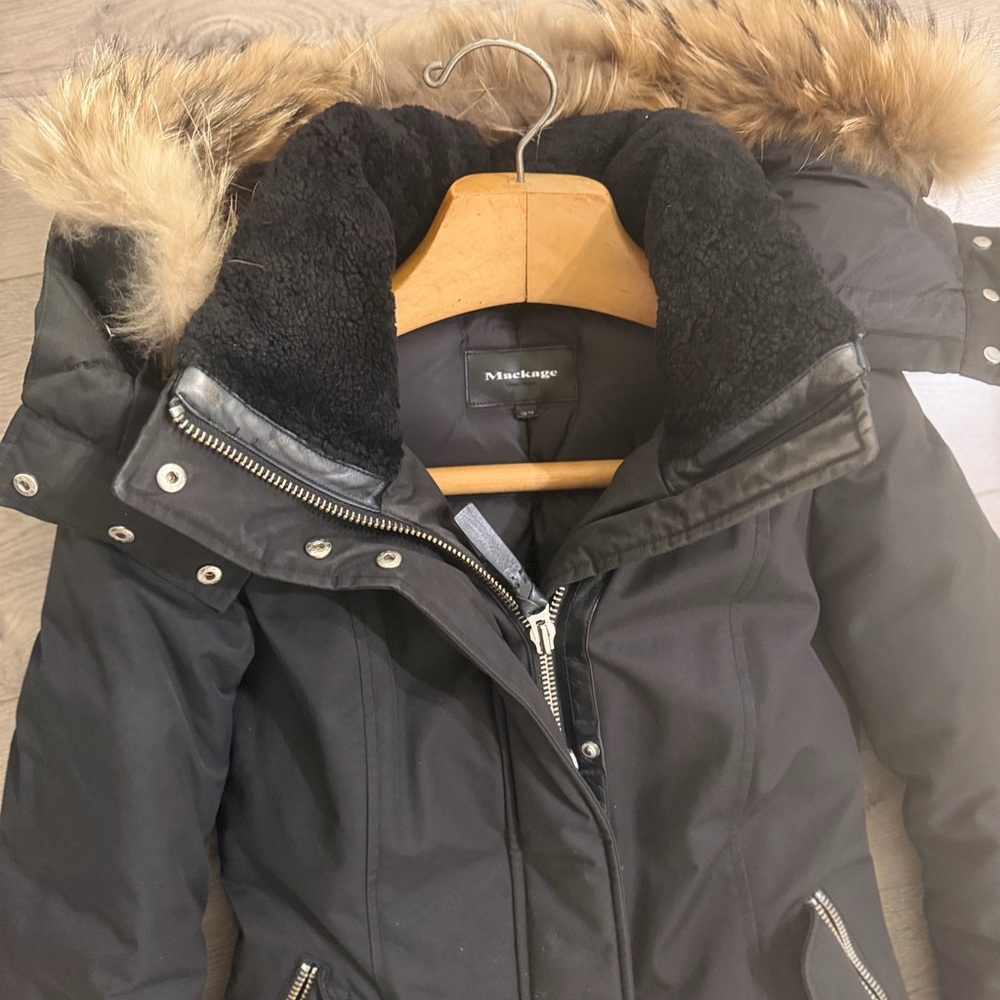 Mackage classic down parka coat - Picture 5 of 9